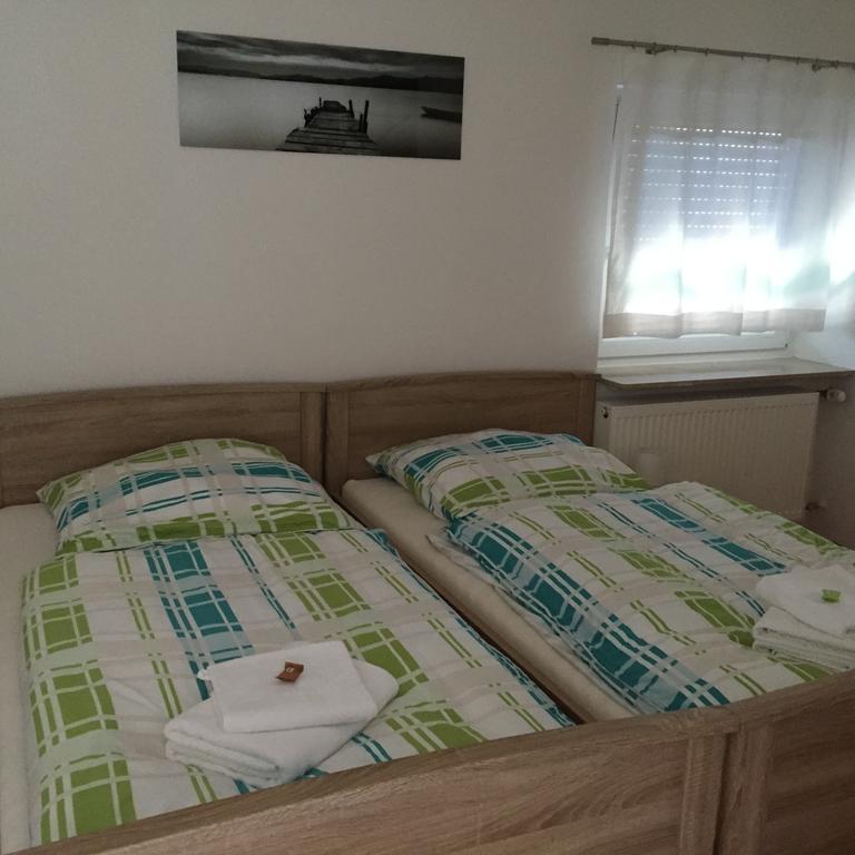 Hotel Frankenstube Eichelsdorf Zimmer foto